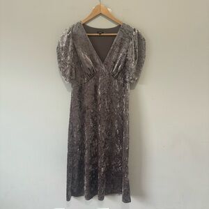 Express Velvet Midi Dress in Silver